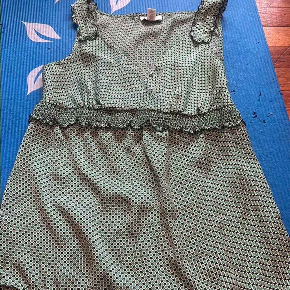 Sleeveless top